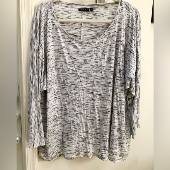 Black/White Patterned Scoop Neck Blouse, Airy, Loose Fitting & Comfortable - Picture 1 of 5